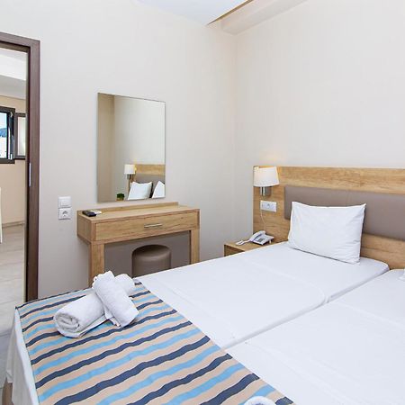 Theo Star Beach Hotel Малиа Екстериор снимка