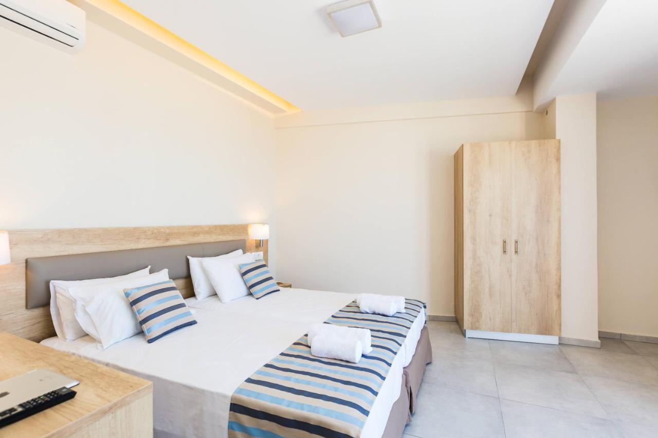 Theo Star Beach Hotel Малиа Екстериор снимка