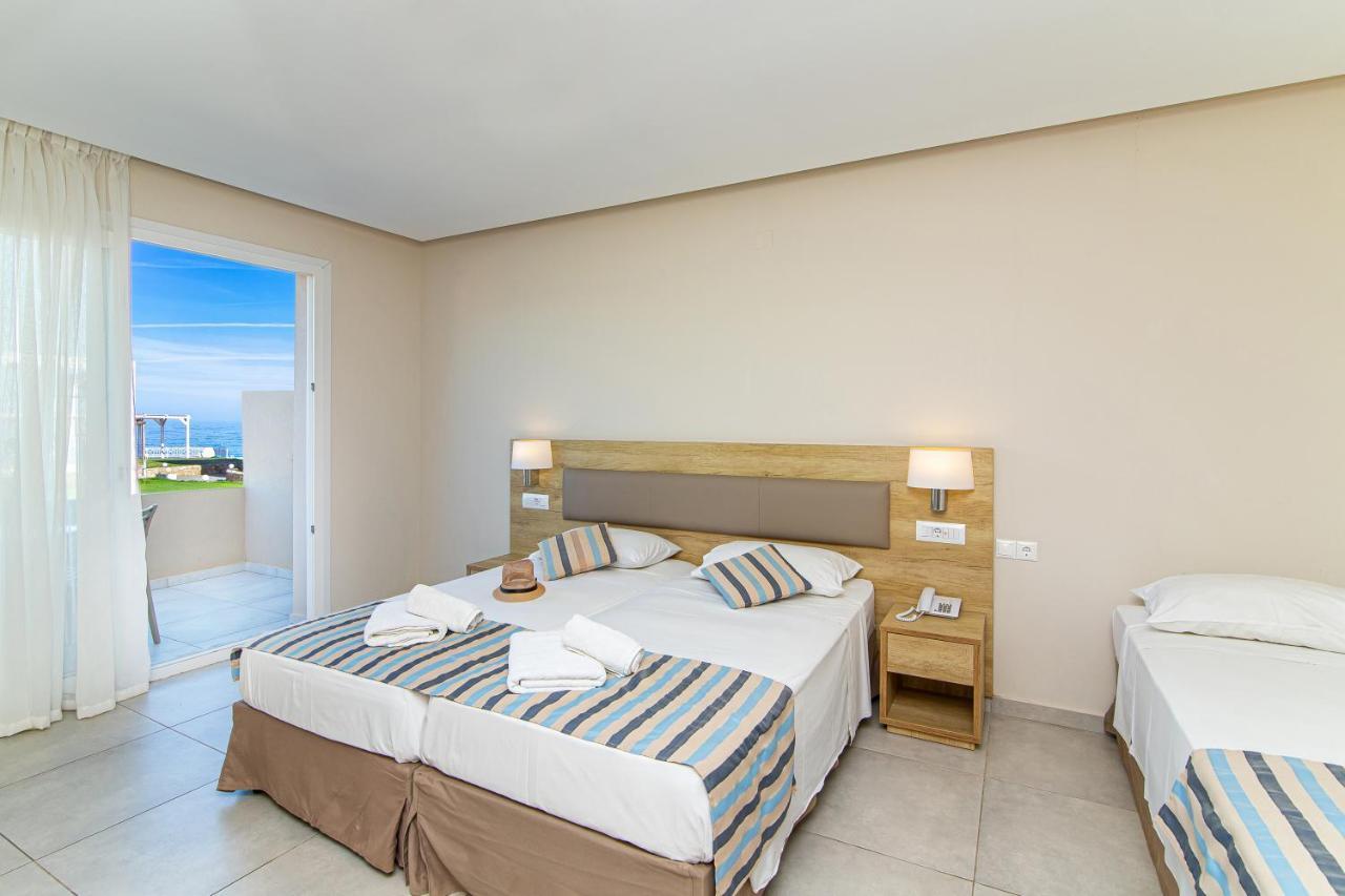 Theo Star Beach Hotel Малиа Екстериор снимка