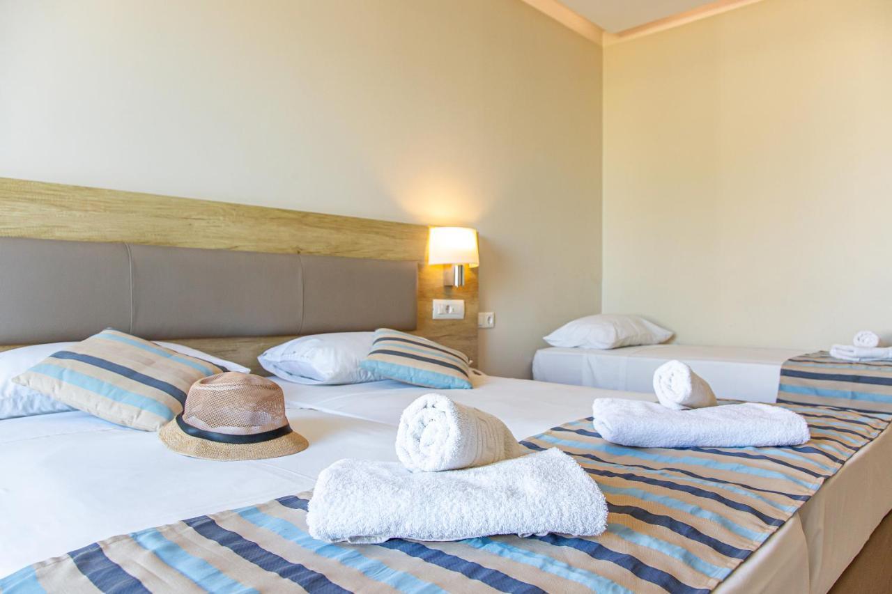 Theo Star Beach Hotel Малиа Екстериор снимка