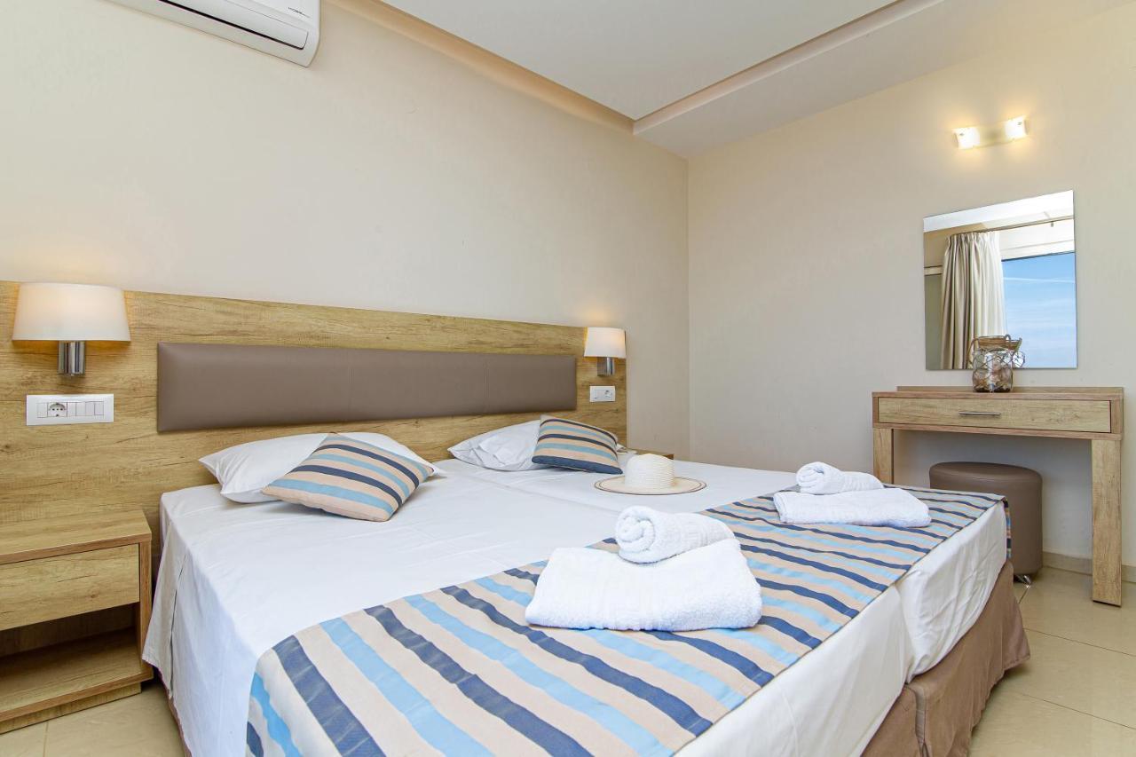 Theo Star Beach Hotel Малиа Екстериор снимка